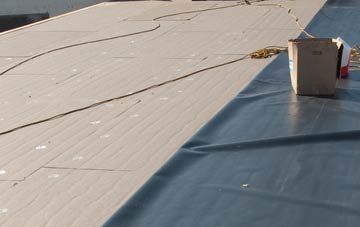disadvantages of Bottom House flat roof insulation